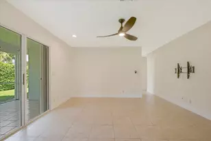 1040 Wild Cherry Ln, Wellington, FL 33414 - Photo 23