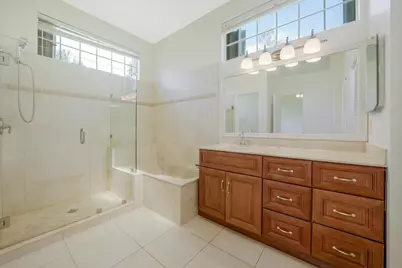 1040 Wild Cherry Lane, Wellington, FL 33414 - Photo 27