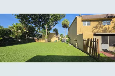 5644 Blueberry Court #11, Lauderhill, FL 33313 - Photo 15