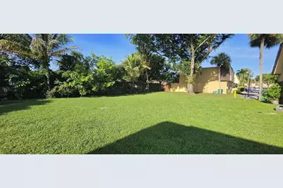 5644 Blueberry Court #11, Lauderhill, FL 33313 - Photo 17