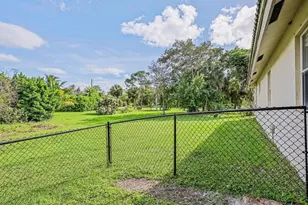 8671 155th Pl N, Palm Beach Gardens, FL 33418 - Photo 43