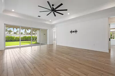 12176 Waterstone Circle, Palm Beach Gardens, FL 33412 - Photo 13