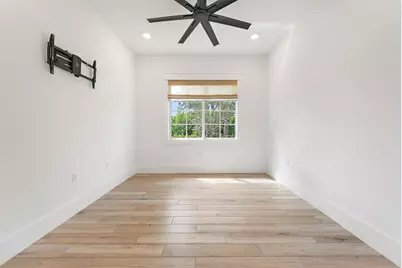 12176 Waterstone Circle, Palm Beach Gardens, FL 33412 - Photo 27