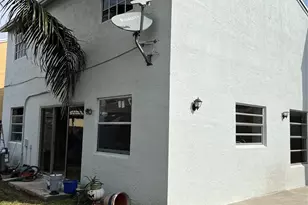 8265 NW 192nd Terrace, Hialeah, FL 33015 - Photo 17