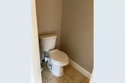 8265 NW 192nd Terrace, Hialeah, FL 33015 - Photo 15