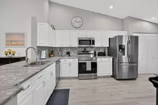 8347 Springlake Dr, Boca Raton, FL 33496 - Photo 7