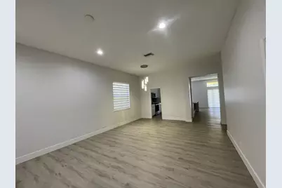 4293 Laurel Ridge Circle #4293, Weston, FL 33331 - Photo 11