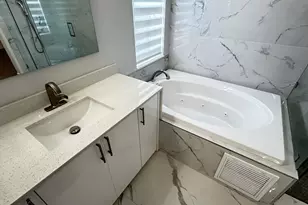 4293 Laurel Ridge Cir, Weston, FL 33331 - Photo 69