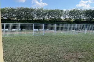 4293 Laurel Ridge Cir, Weston, FL 33331 - Photo 79