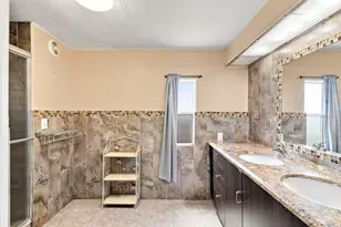 21671 S Heritage Cir, Pembroke Pines, FL 33029 - Photo 23