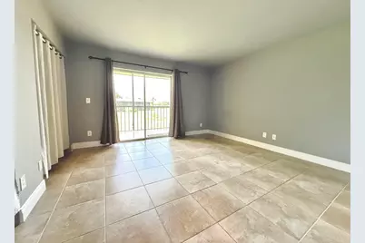 1625 Meadows Circle W, Boynton Beach, FL 33436 - Photo 7