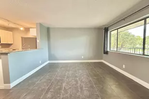1625 Meadows Cir W, Boynton Beach, FL 33436 - Photo 5