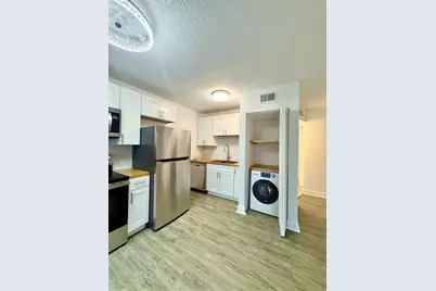 436 Auburn #202, Daytona Beach, FL 32118 - Photo 7