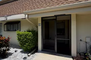 107 Half Moon Cir, Jupiter, FL 33458 - Photo 1