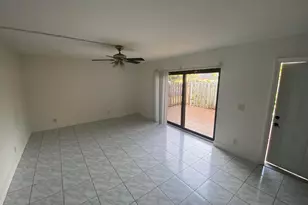 2370 Waterside Dr, Lake Worth, FL 33461 - Photo 3