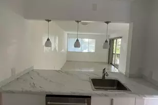 830 SW 9th St Cir, Boca Raton, FL 33486 - Photo 5