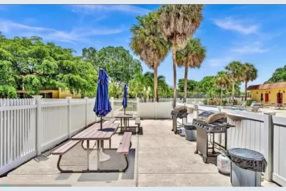 830 SW 9th Street Circle #APT 201, Boca Raton, FL 33486 - Photo 9