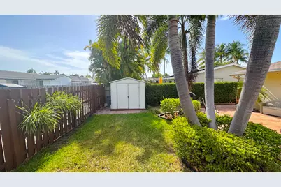 310 SE 4th Terrace, Dania Beach, FL 33004 - Photo 25