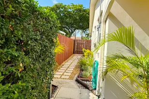 310 SE 4th Terrace, Dania Beach, FL 33004 - Photo 51