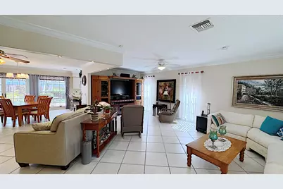 310 SE 4th Terrace, Dania Beach, FL 33004 - Photo 9