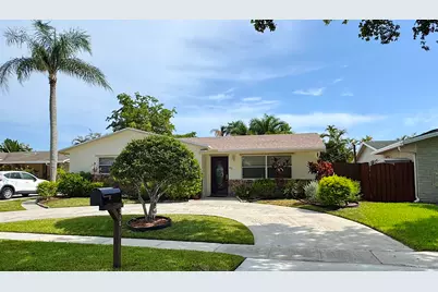 310 SE 4th Terrace, Dania Beach, FL 33004 - Photo 3