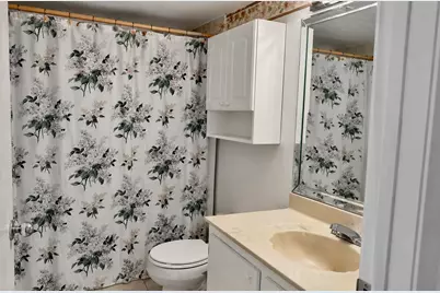 210 174th Street #1901, Sunny Isles Beach, FL 33160 - Photo 15
