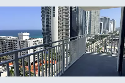 210 174th Street #1901, Sunny Isles Beach, FL 33160 - Photo 21