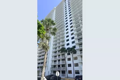 210 174th Street #1901, Sunny Isles Beach, FL 33160 - Photo 31