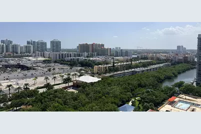 210 174th Street #1901, Sunny Isles Beach, FL 33160 - Photo 25