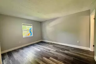 726 SW 81st Ave, North Lauderdale, FL 33068 - Photo 9