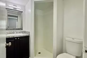 726 SW 81st Ave, North Lauderdale, FL 33068 - Photo 5