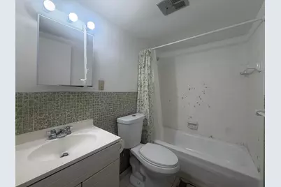 20210 NE 2nd Avenue #V14, Miami Gardens, FL 33179 - Photo 9