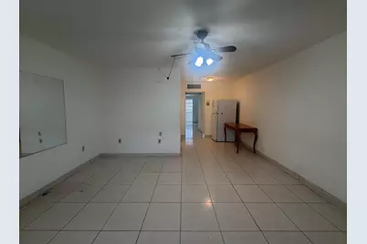 20210 NE 2nd Avenue #V14, Miami Gardens, FL 33179 - Photo 3