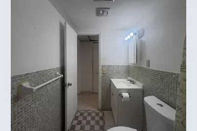 20210 NE 2nd Avenue #V14, Miami Gardens, FL 33179 - Photo 11