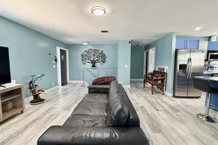 907 N A St, Lake Worth, FL 33460 - Photo 5