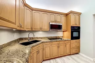 3451 Jog Park Dr, Greenacres, FL 33467 - Photo 5