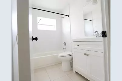 3219 Windsor Avenue, West Palm Beach, FL 33407 - Photo 9