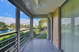 1000 St Charles Pl, Pembroke Pines, FL 33026 - Photo 9