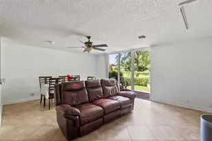 7127 Woodmont Way, Tamarac, FL 33321 - Photo 11