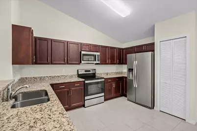 8736 98th Court, Vero Beach, FL 32967 - Photo 11