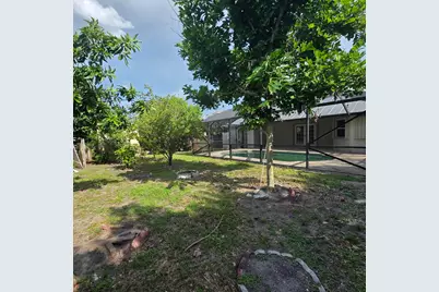 981 SW McCracken Avenue, Port Saint Lucie, FL 34953 - Photo 13