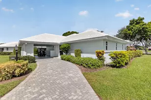 8 Slash Pine Dr, Boynton Beach, FL 33436 - Photo 1