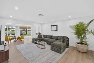 8 Slash Pine Dr, Boynton Beach, FL 33436 - Photo 9