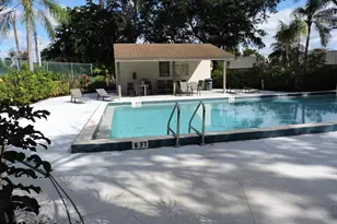 3402 Gardens E Dr, Palm Beach Gardens, FL 33410 - Photo 17
