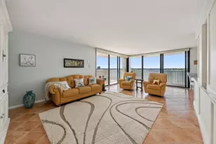 5480 N Ocean Dr, Singer Island, FL 33404 - Photo 7