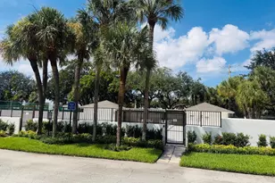3939 NE 5th Ave, Boca Raton, FL 33431 - Photo 3