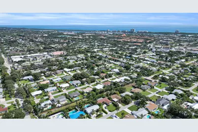 8 Windsor Road W, Jupiter, FL 33469 - Photo 37