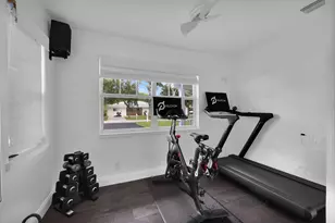 8 Windsor Rd W, Jupiter, FL 33469 - Photo 27