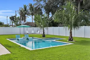 8 Windsor Rd W, Jupiter, FL 33469 - Photo 31