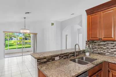 5737 Royal Club Drive, Boynton Beach, FL 33437 - Photo 7